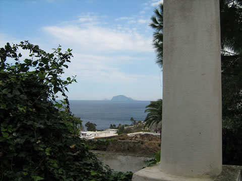 Casa Marchetti - Malfa - Salina - 5+1 Posti